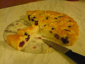 Almond and blackberry tart